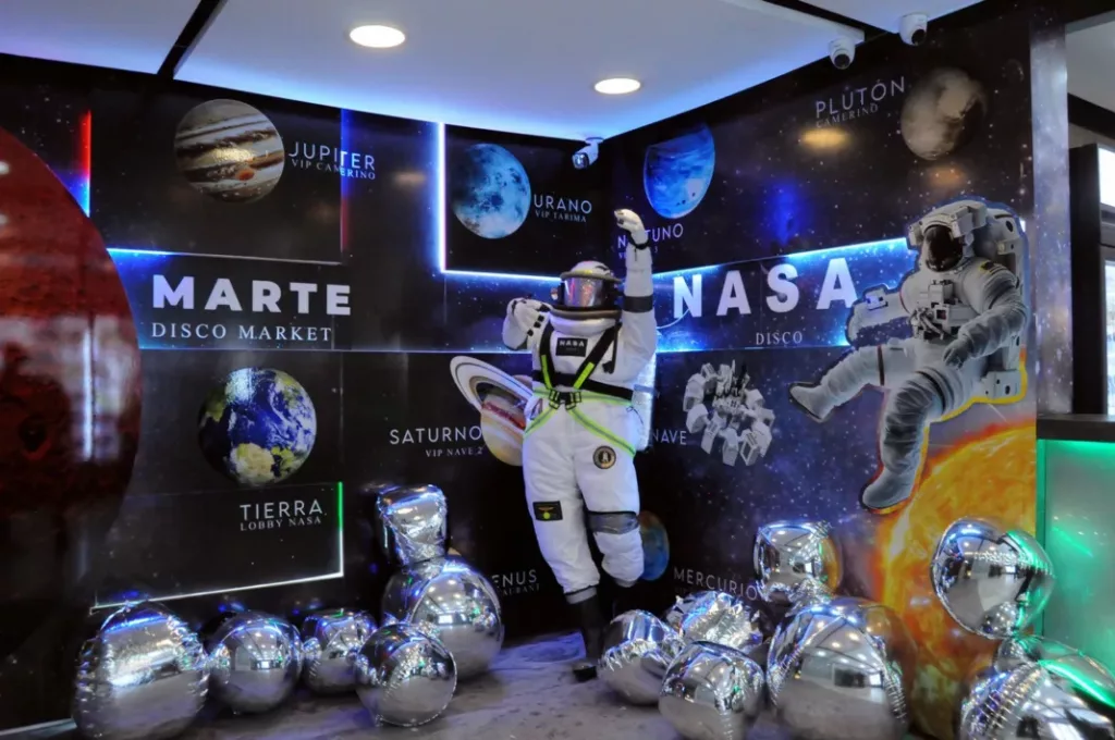 Nasa Disco Un viaje intergaláctico en el corazón de valencia