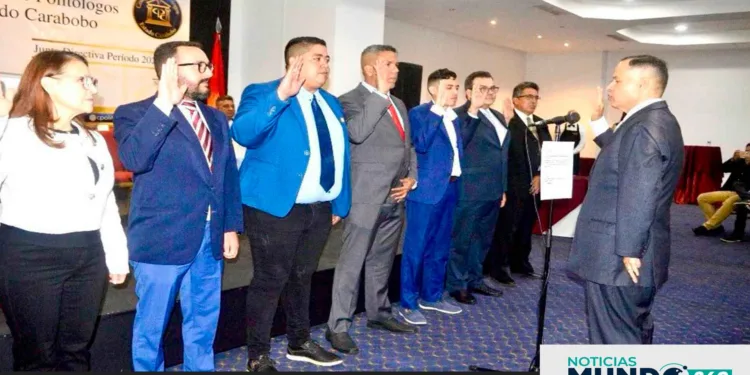 Jorge Montes fue juramentado como nuevo presidente del Colegio de Politólogos
