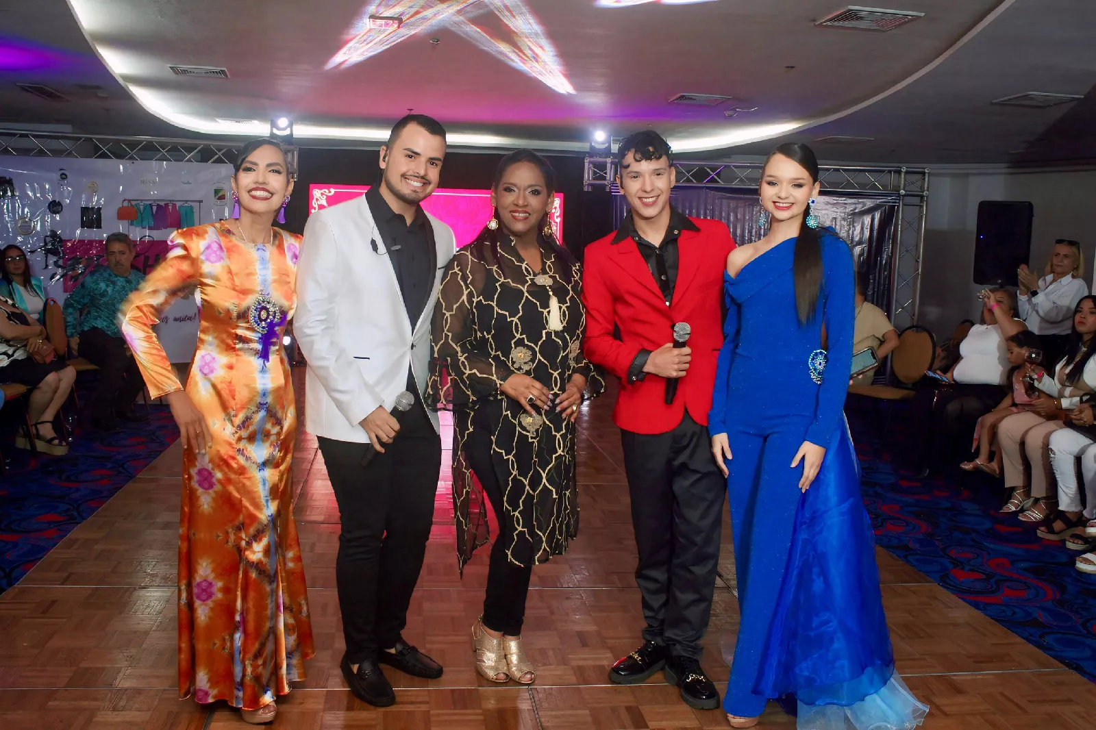 El desfile “Mandala Vogue 2024 by Ana Mendoza” deslumbró a todo el público carabobeño