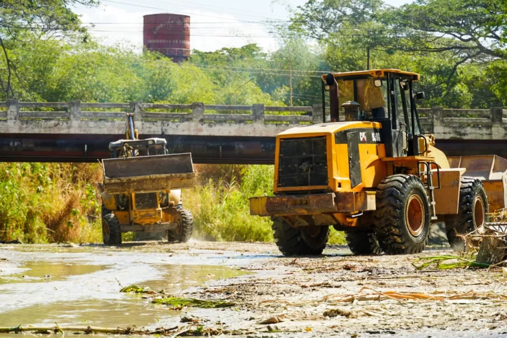 saneamiento de canales en Naguanagua