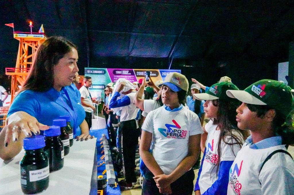 La juventud carabobeña sigue formándose en materia de hidrocarburos, agricultura regenerativa y turismo con la Expo Feria “Niñas y Niños Productores 2025”